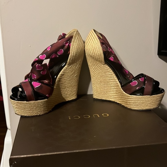 Gucci Platform Wedge Strappy Sandels - Picture 4 of 9